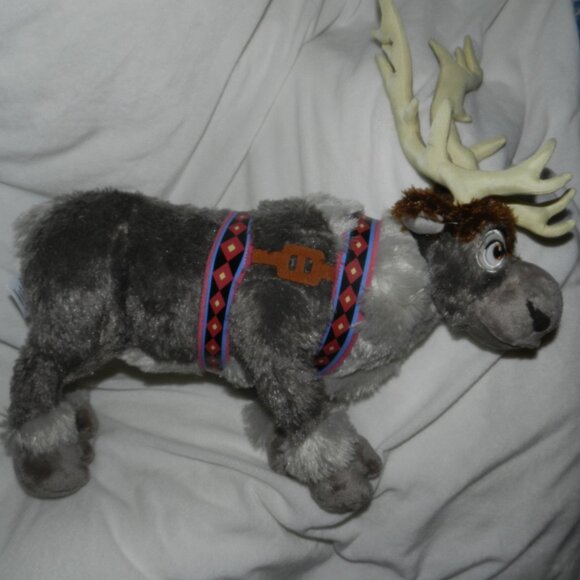 DISNEY FROZEN SVEN 20" POSABLE SOFT PLUSH TOY REINDEER NWT/🆕SHIPS😮‍💨⚡🚚 - Picture 8 of 16